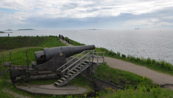 One of the Russian cannons from 1860-70. They were never used.