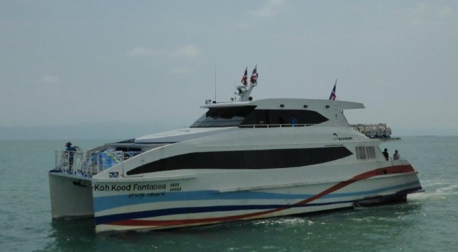 Boonsiri Catamaran between Trat and Koh Kood/Koh Kut